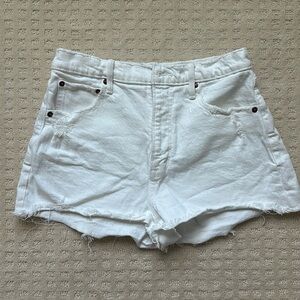 Abercrombie high rise mom short